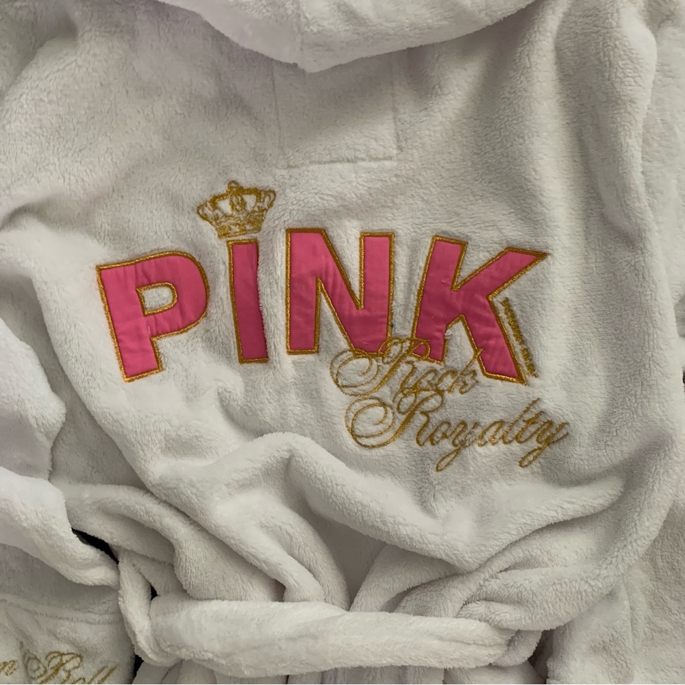 Victoria’s Secret PINK Rock Royalty plush soft Embroidered Bath Robe - Picture 5 of 16